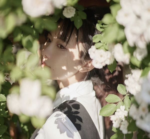亚洲日韩制服师生在线_高清全集免费播放