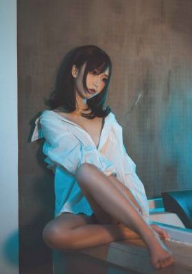超碰免费人人_国产剧在线手机播放